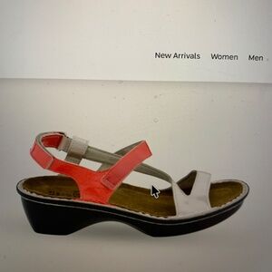 New Without Tags - NAOT SANDALS - Size 37